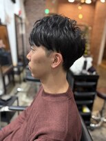 ヴィップルーム(viproom)&nbsp;スパイラルパーマフェードカットメンズパーマメンズツーブロック