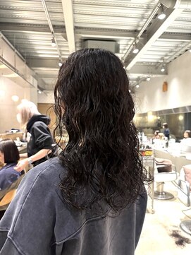 オーガニック リブ 川越(organic+live) 冬の透明感◎外国人風ロングパーマ