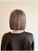 透け感グレージュ×コンパクトボブ