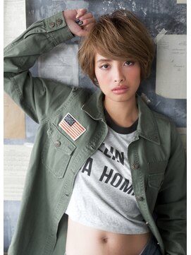 オーガスト ヘア ネイル(AUGUST hair nail) ラフパーマショート　【横浜駅】