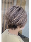 すっきりショート&ハイライト追加でよりハイトーンに