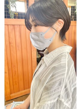 ヘアアンドビューティー クローバー(Hair&Beauty Clover) シアウルフ/アッシュブラック