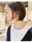 ショートボブ