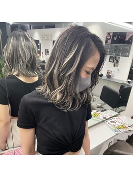 キング 枚方店(K!ng) 【枚方、高槻、梅田】ホワイトハイライト