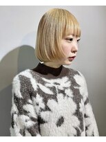 ラシック(LACQ)&nbsp;ハイトーン/ダブルカラー/ボブ/ブロンド