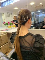 美容室 トゥッカ(tukka)&nbsp;タイトめパーティスタイル