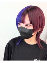 セブンフィズ(SEVEN fizz)&nbsp;ワインレッドとウルトラバイオレットのウルフカット