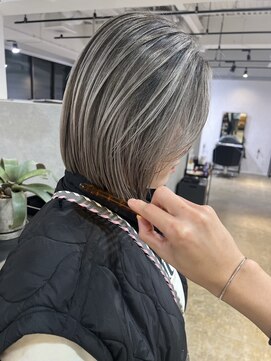 メリー オオサカ(Merly Osaka) white balayage