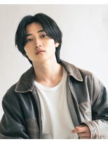 コードバイケンジ 戸塚(CODE by KENJE)&nbsp;ニュアンスパーマでつくるセンターパートウルフ