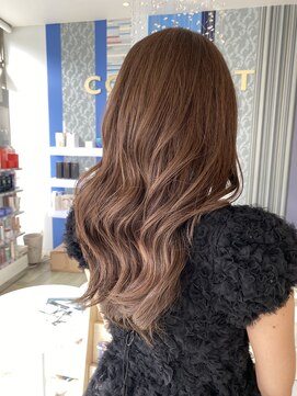 コワファースト 大分(COIFF1RST) ブリーチなし/ベージュ/ウェーブ/トリートメント