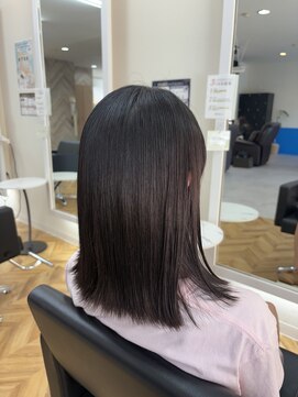 ダイガクドオリ美容室 艶々ストレート