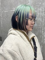 オーン 渋谷(OOn)&nbsp;ミントグリーン×ネイビーブルーのボブ