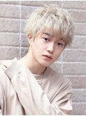 ブリーチエアマッシュ confidence -MEN'S HAIR-