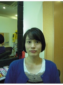 ヘアーワークス アローズ(HAIR WORKS ARROWS) ショートボブ