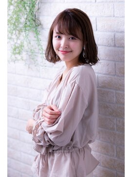 ヘアーアートシフォン 池袋西口店(Hair art chiffon) 簡単スタイリングで伸ばしかけルーズラブのクラシカルセミディ