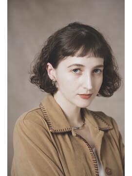 クロエ 天王寺(Cloe) クセ毛を生かしたwave bob