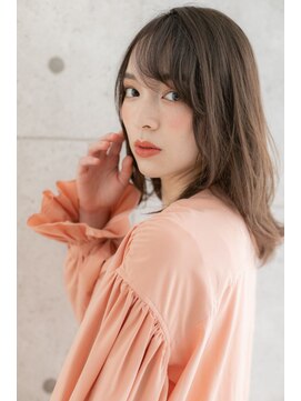 ミック ヘアアンドビューティー 大山店(miq  Hair&Beauty) 外ハネカール×斜めバングの色っぽくびれセミディ