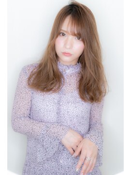 ロアールメイ(LOAOL mei) ゆる巻きロング、透明感ベージュ