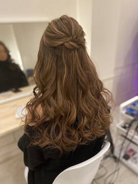 ヘッズ(HEADZ) ハーフアップ