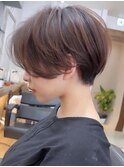 美髪にオトナかわいいホワイトグレージュネビージュショートボブ