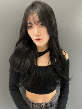 ランテルディ 渋谷(LANTERDIT) 顔周りレイヤー　韓国ヘア　艶　ダークカラー　シースルーバング