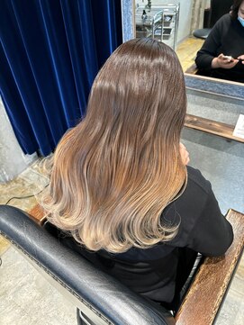 ニフティ(NIFTY) バレイヤージュ/外国人風/デザインカラー/熊本/上通