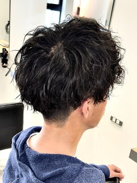 ヘルム(Helm) ツイストスパイラル[名駅/透明感カラー/Wカラー/ハイライト]