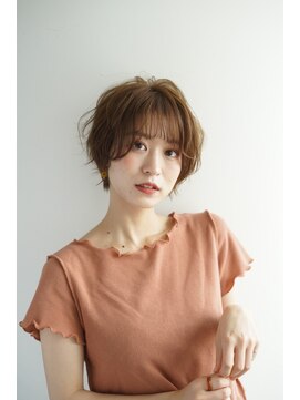 ルフュージュ バイ プロデュース 相模大野店(Refuge by Produce) くびれショート/マロンベージュ