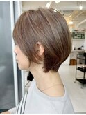 ショート×白髪ぼかしハイライト