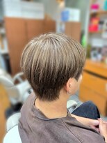 ベンケイ(HAIR AVENUE benkei)&nbsp;透明感ミルクティーベージュマッシュ