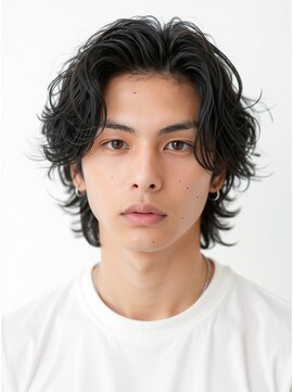 オグジュアリー 表参道(aux.) 垢抜け◎サーフカール×ニュアンスパーマでイメチェン