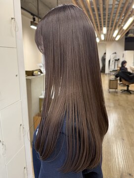 やわらかベージュブラウン【鈴木まりや】