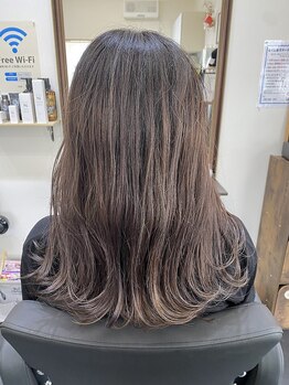 オニキス(onyx)の写真/《鴨島／マンツーマンサロン》似合わせカットと丁寧なカウンセリングが人気