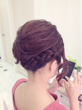 リサ 恵比寿(risa.) 大人スイート夜会巻き