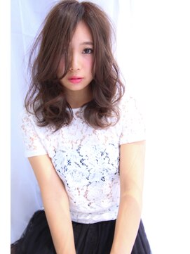 エス 西梅田(es) 大人かわいいセミウェットなふわミディ_ダブルカラー