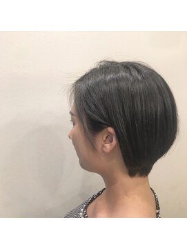 アンヘアー(UNHAIR by shiomiH) 耳かけすっきりショート