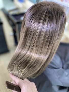 フリーダムメルシー(freedom Merci) ロイヤル美髪バレイヤージュ＊髪質改善