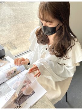 ディア(Dear) 【Dear】ブリーチなしolive beige .