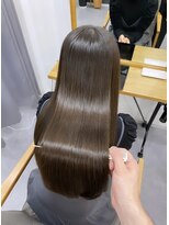 イニット 奈良新大宮(init.)&nbsp;20代 30代 40代 ロング 縮毛矯正 髪質改善 ショコラアッシュ