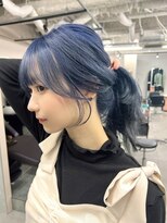 ジエクト カナウ(The Ect canow)&nbsp;韓国ヘア顔周りカットネイビーブルーセミディ小顔カット