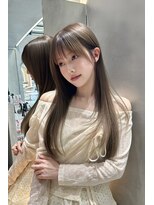 韓国レイヤーカット　ワンカールでかわいい　オリーブベージュ