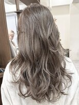 ラック 表参道(LUCK)&nbsp;フェザーレイヤー/くすみベージュ/細めハイライト/表参道/原宿