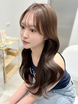 ラクシア(LucxiA) 韓国ヘア/レイヤーカット/ハッシュカット/前髪顔周り/前髪カット