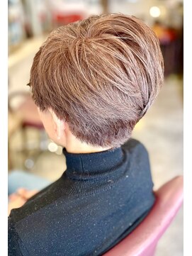 サーティエイト(38) 60代丸みショート/白髪染め/髪質改善/カット/元町/マンツーマン/