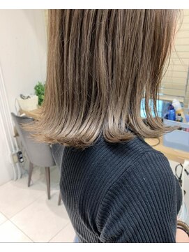 ケンジ 横浜(KENJE) #ミディアム#ベージュ#ハイライト