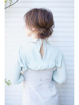 ウィーブス セタガヤ(weaves -SETAGAYA-) 簡単おくれ毛アレンジ【weaves-SETAGAYA】