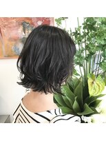 ルーブ(Roove)&nbsp;大人の外ハネボブ×ツヤ感ブラック