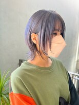 ガルボ ヘアー(garbo hair)&nbsp;ハイトーンアッシュカラーウルフカット10代20代