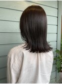 暗髪ミディアムヘア