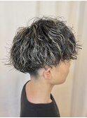 ツイストスパイラルパーマ×ハイライトカラー　MEN'S HAIR波巻き